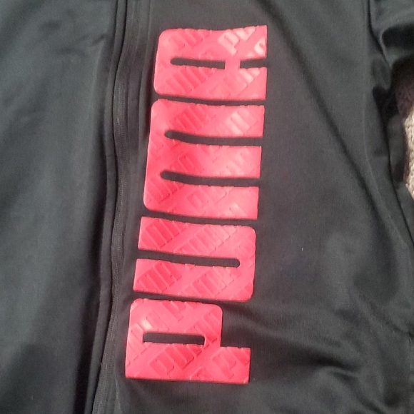 Puma Black and Red Hoodie Set - Picture 6 of 9